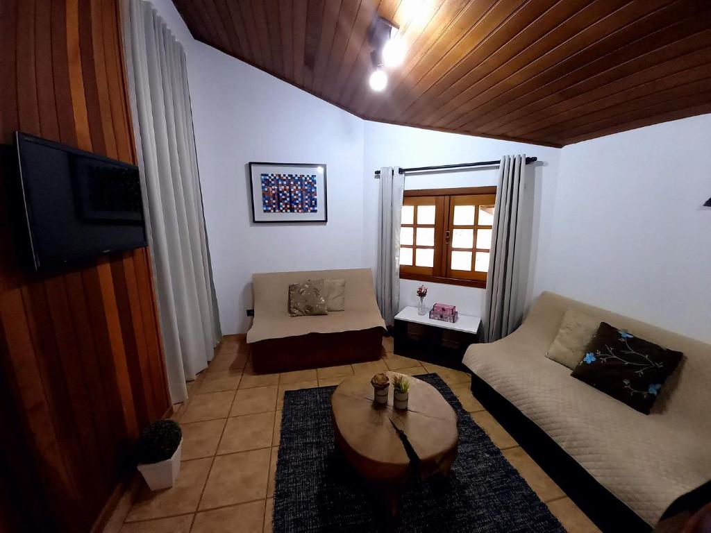 Chalé aconchegante room 2