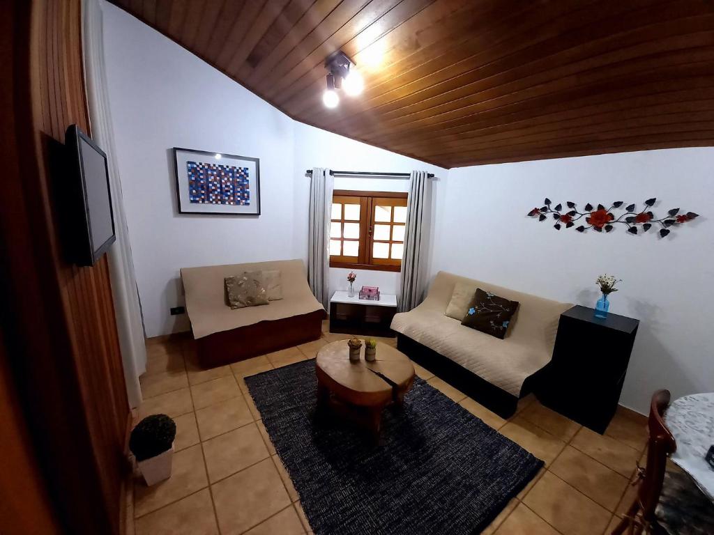 Chalé aconchegante room 4